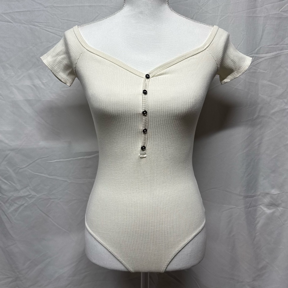 New Ribbed Bodysuit